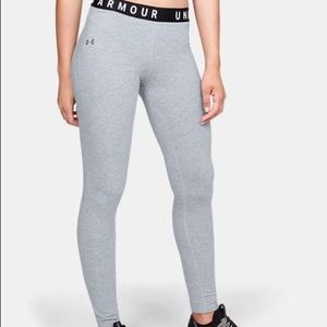 Underarmour Women’s Favorite Leggings